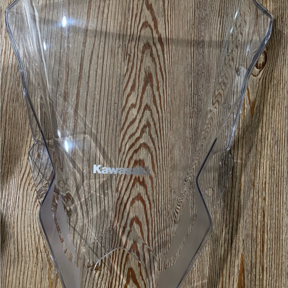 2024-2026 Kawasaki 500 SE Clear Motorcycle Windshield, New Take off